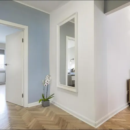 P&O Serviced Apartments Nowogrodzka Warsaw Exterior photo